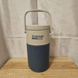 Coleman Polylite 1/2 Half Gallon Water Cooler Jug #5590 Blue & White